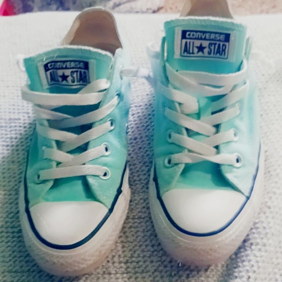 Converse - Picture 2 of 6